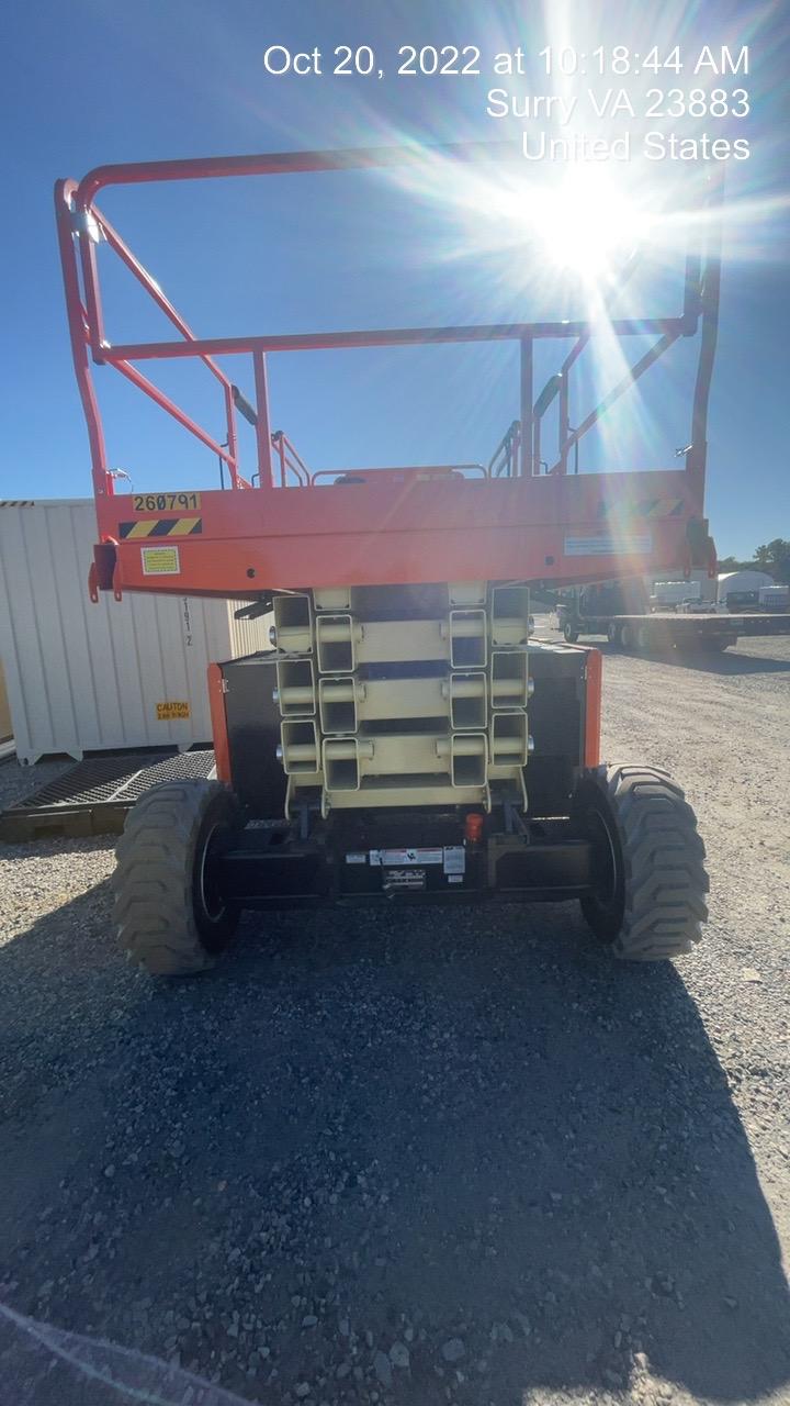 2022 JLG 4394RT