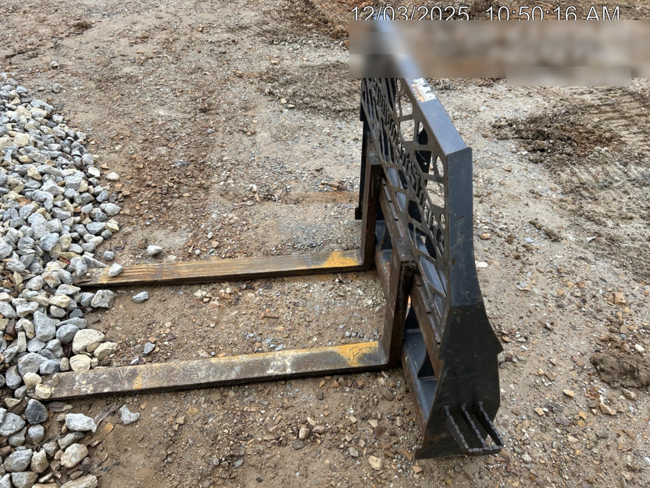 2021 PALADIN 48" Pallet Forks - Paladin