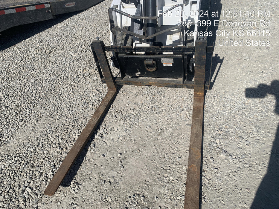 2023 BOBCAT 36" Mini Skid Steer Fork Carriage - Bobcat