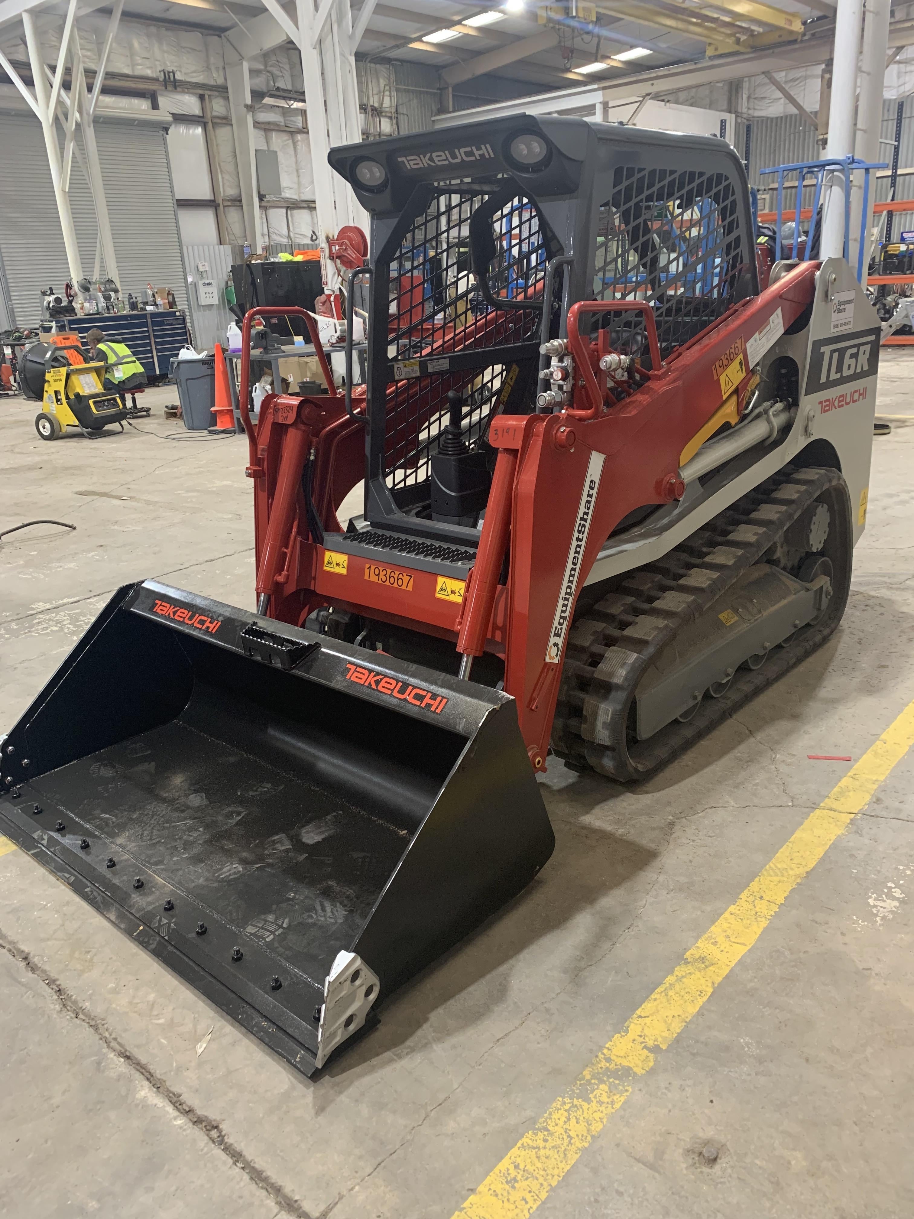 2021 TAKEUCHI TL6R