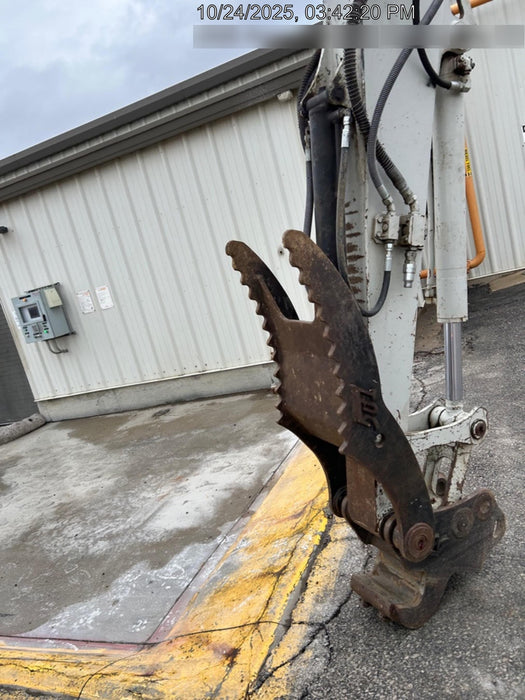 2019 Takeuchi TB290 Cab, AC, Rubber Tracks, Dozer Blade, Travel Alarm, Control Pattern Change Valve, Auxiliary Hydraulics w/18" Quick Coupler Bucket with teeth, 6.2 cu. ft. capacity/24" Quick Coupler Bucket with teeth, 8.6 cu. ft. capacity/36" Quick Coupler Bucket with teeth, 13.4 cu. ft. capacity, Quick Coupler, Hydraulic Thumb Installed