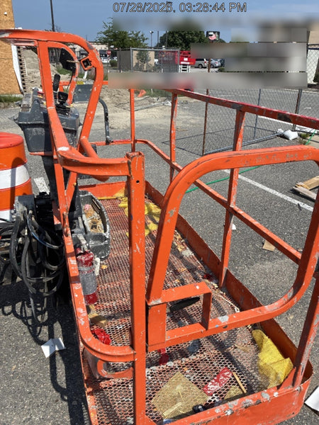 2023 JLG 660SJ