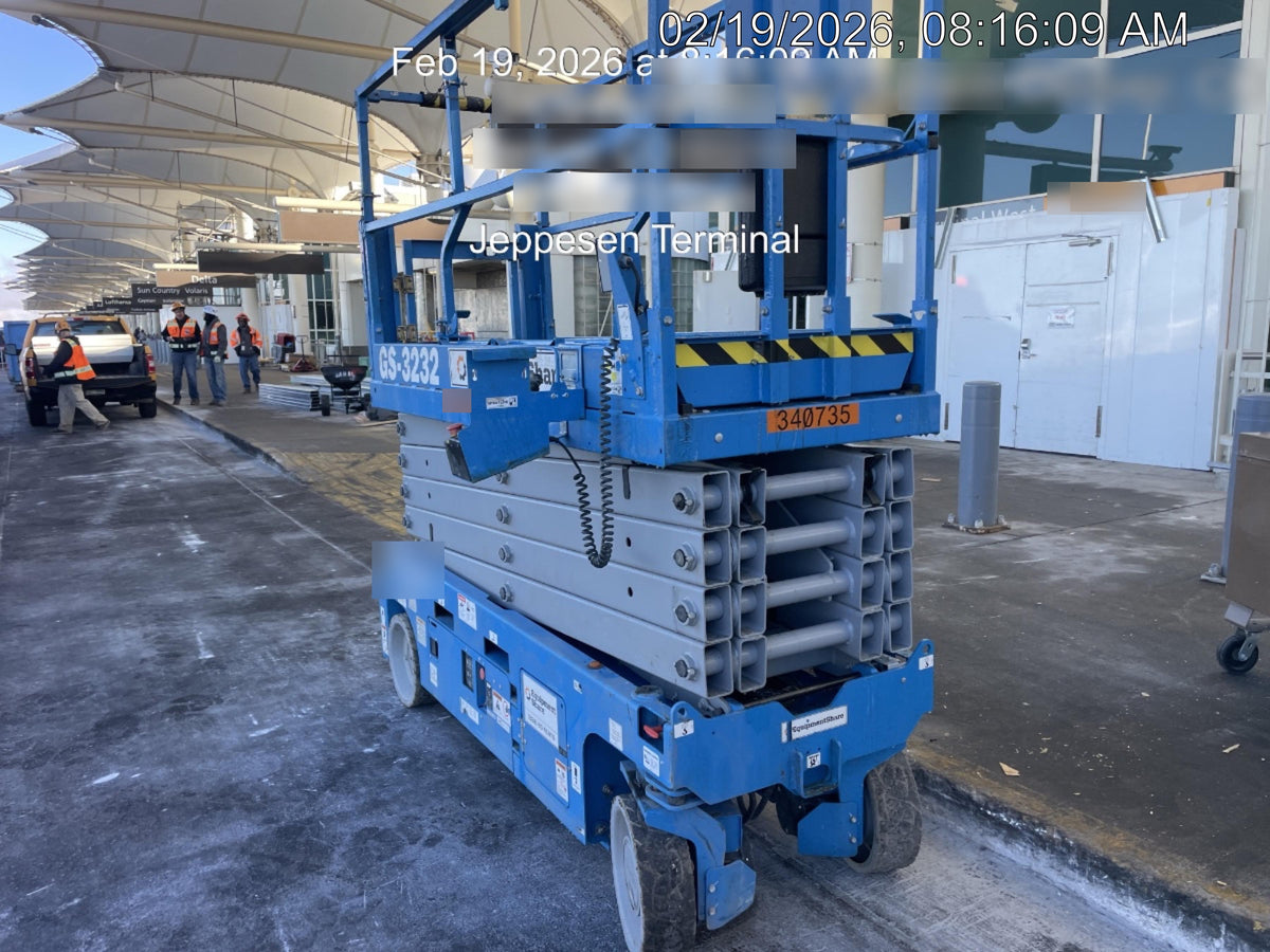 2023 GENIE GS-3232