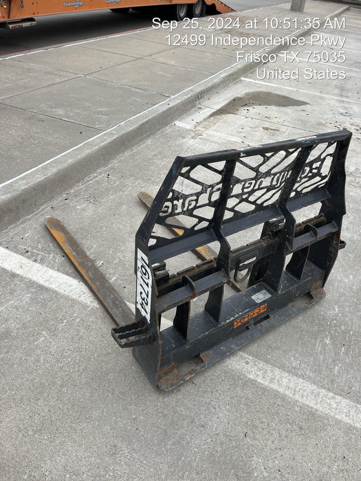 2021 PALADIN 48" Pallet Forks - Paladin