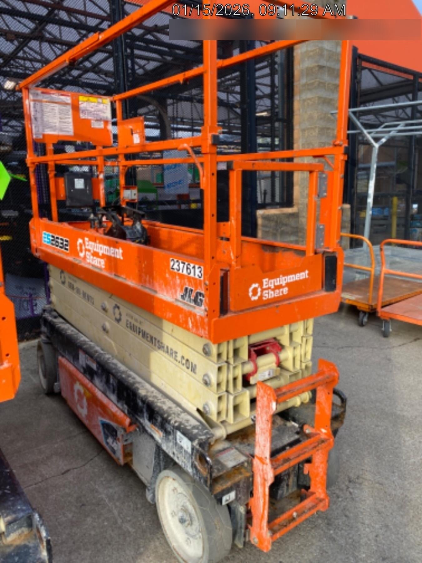 2022 JLG ES2632