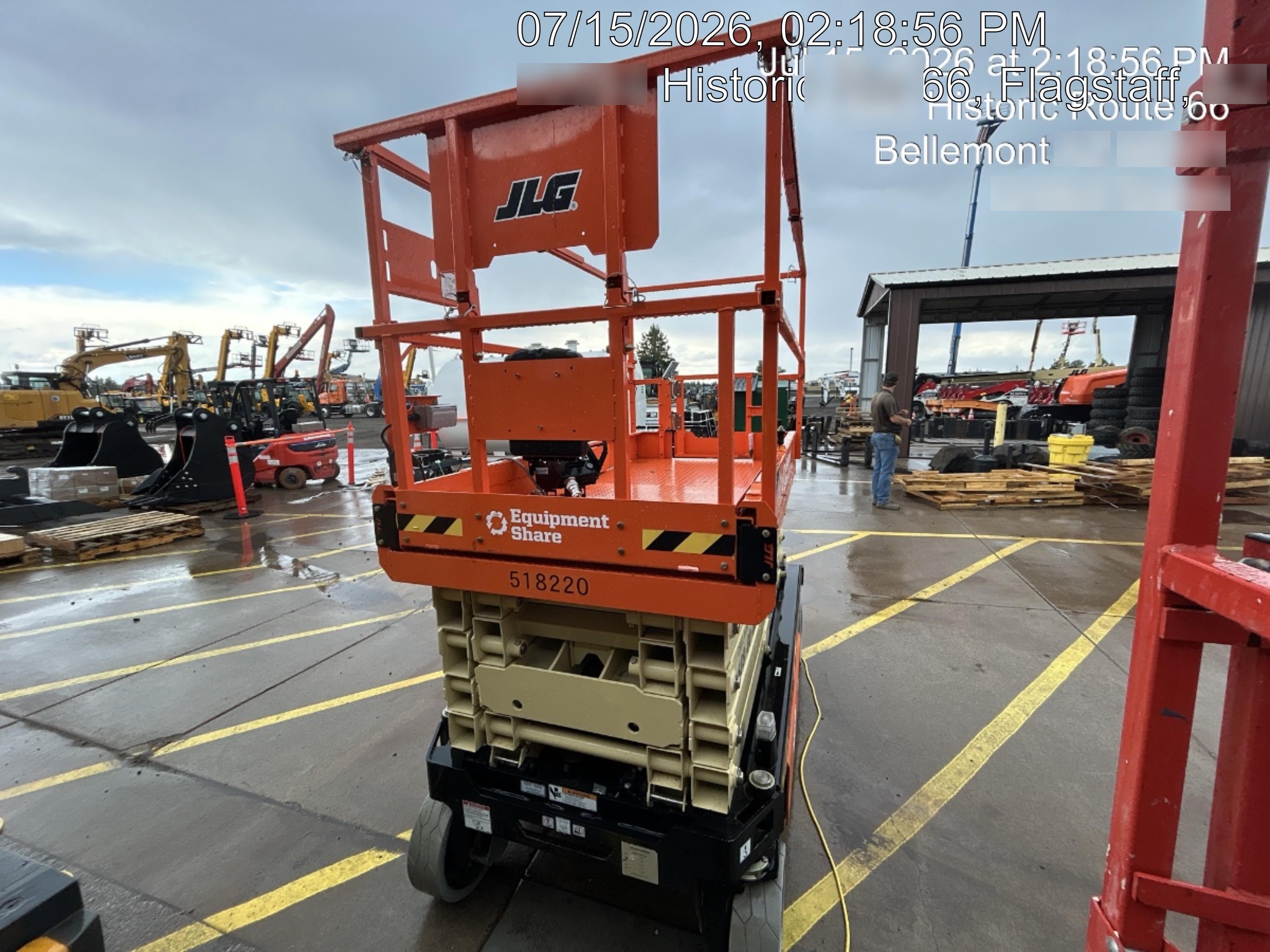 2025 JLG ES3246