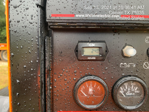 2021 Lincoln Electric Vantage 322 Vantage 322 Ready Pak 3 w/ Decals, ORANGE (includes trailer, cable rack, fender light kit) NO Telematics