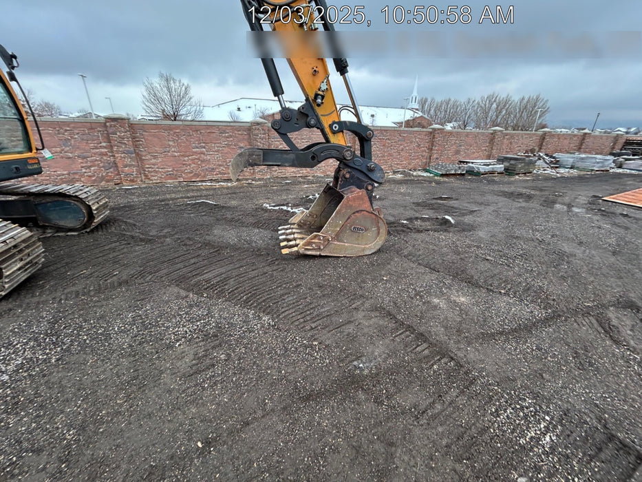 2017 HYUNDAI HX145LCR