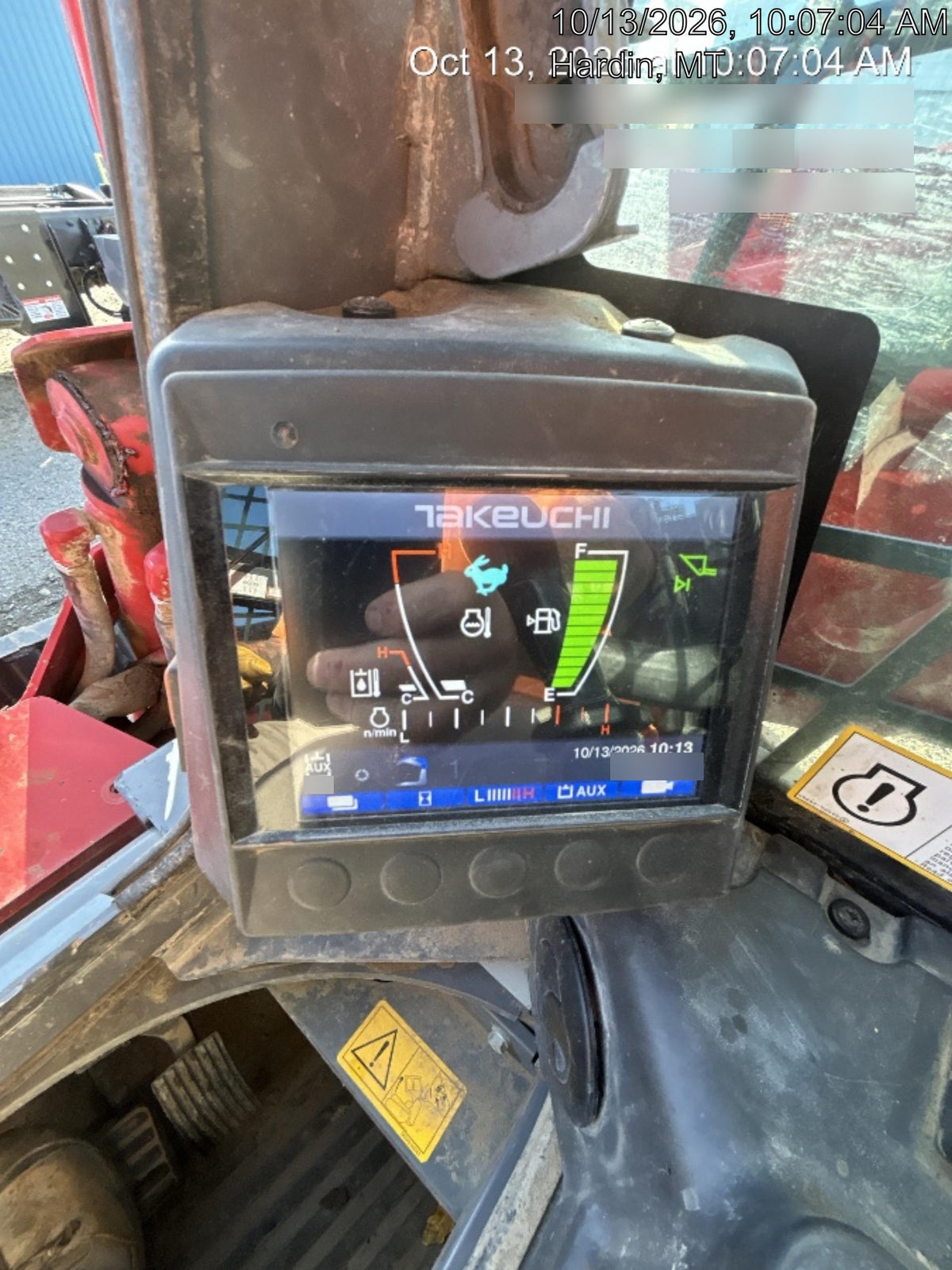 2022 TAKEUCHI TL10V2-CRH