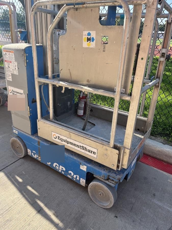 2019 GENIE GR-20