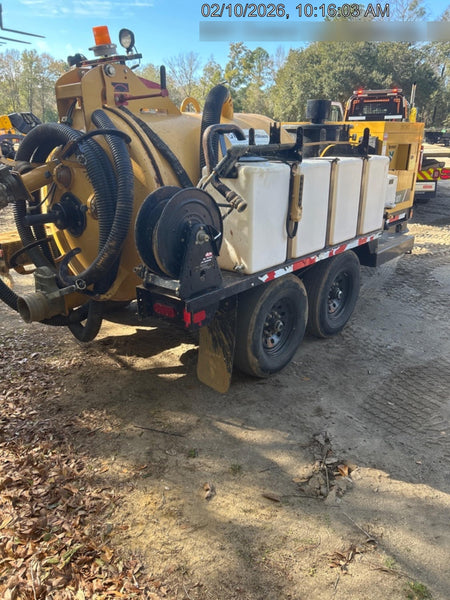 2022 VAC-TRON LP573XDT