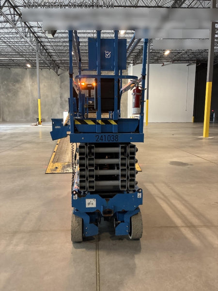 2022 GENIE GS-3232