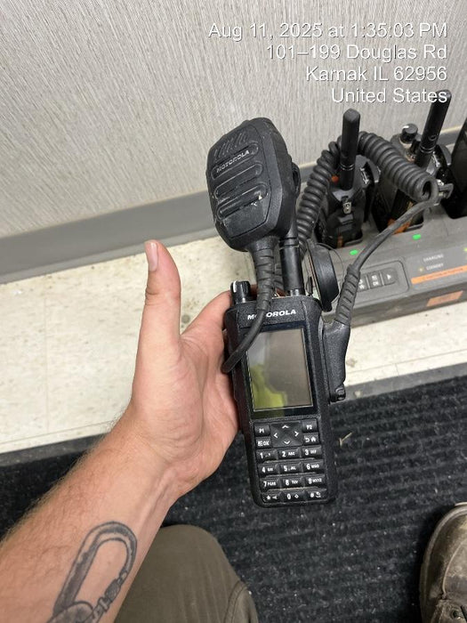 2023 MOTOROLA R7 DISPLAY