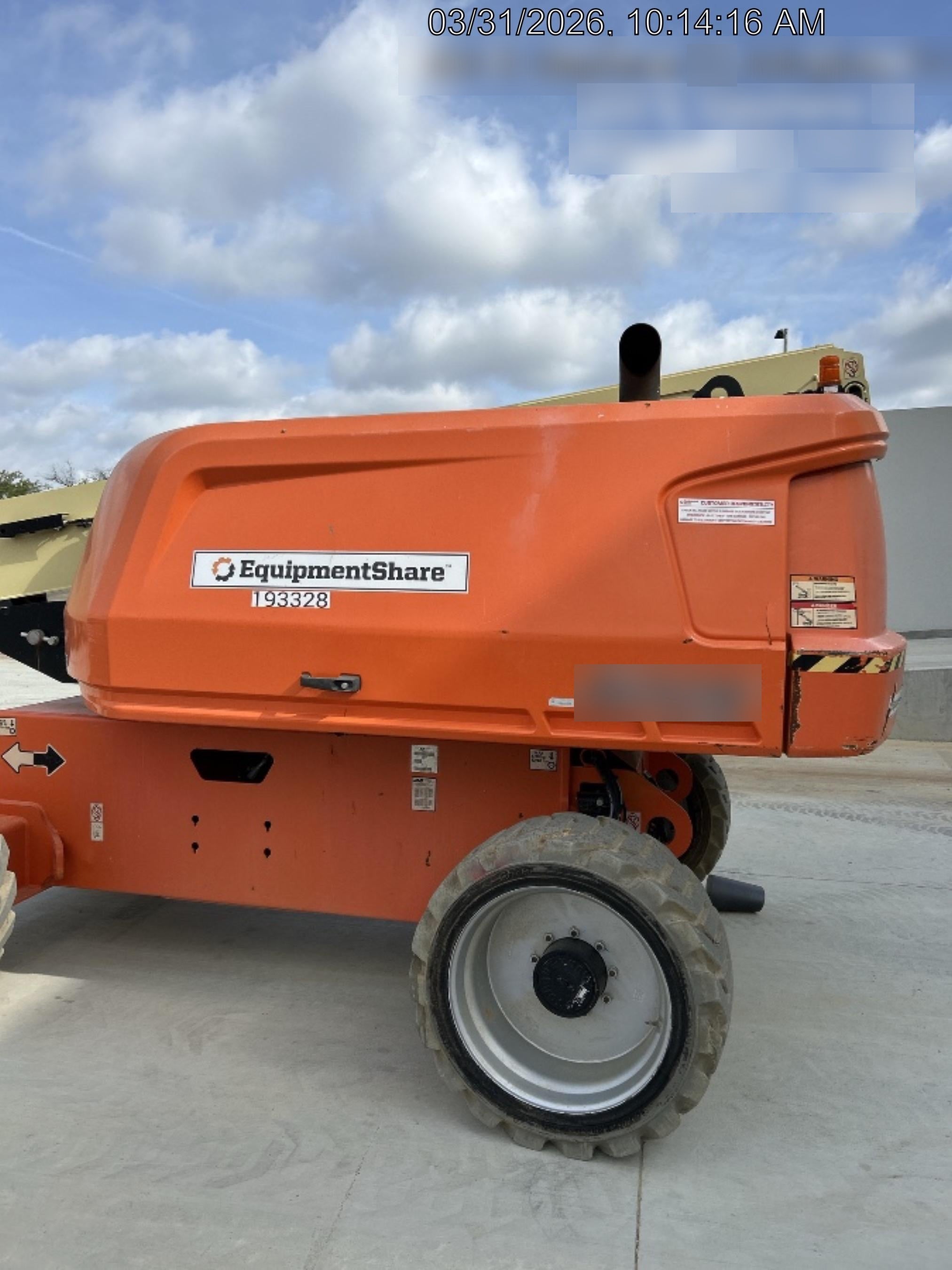2021 JLG 600S
