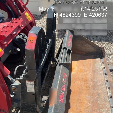 2021 TAKEUCHI 48" Pallet Forks - Takeuchi