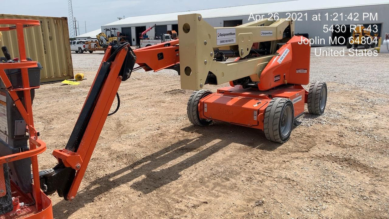 2019 JLG E450AJ