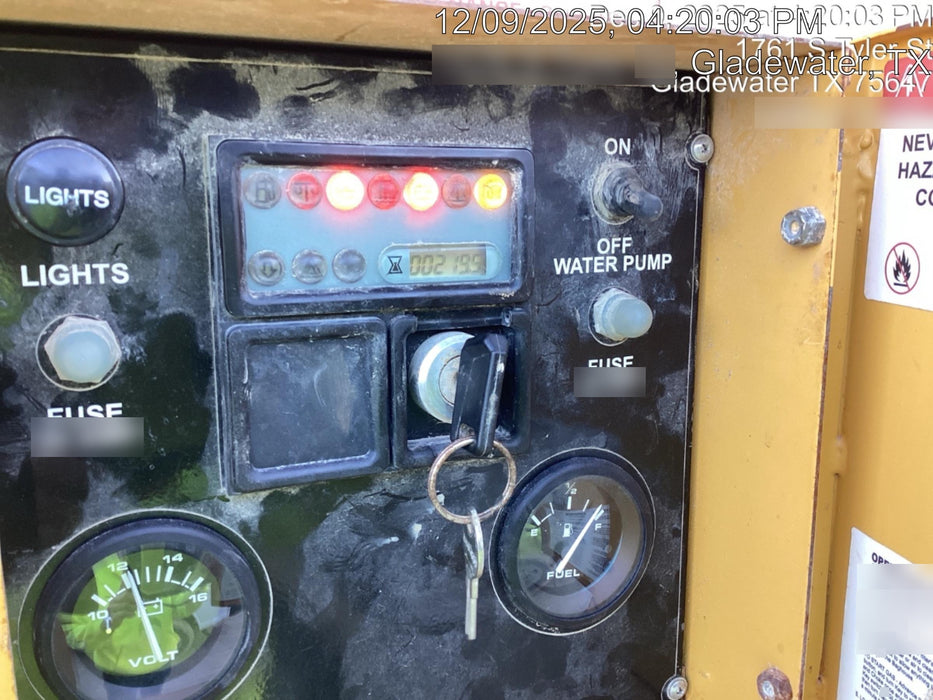 2021 Vac-Tron LP573XDT T4 Koehler Diesel Engine, 500 Gallon Debris Tank, x2 100 Gallon Water Tanks