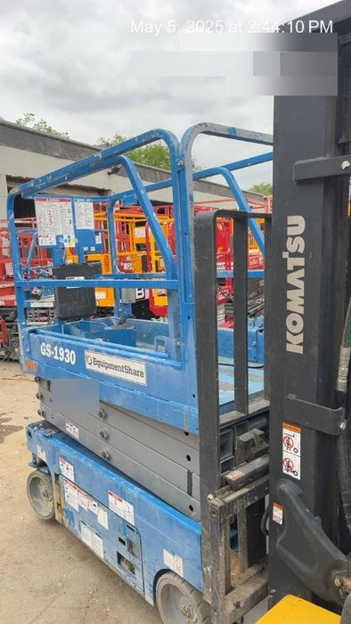 2019 Genie GS-1930 Fixed rails with chain Entry