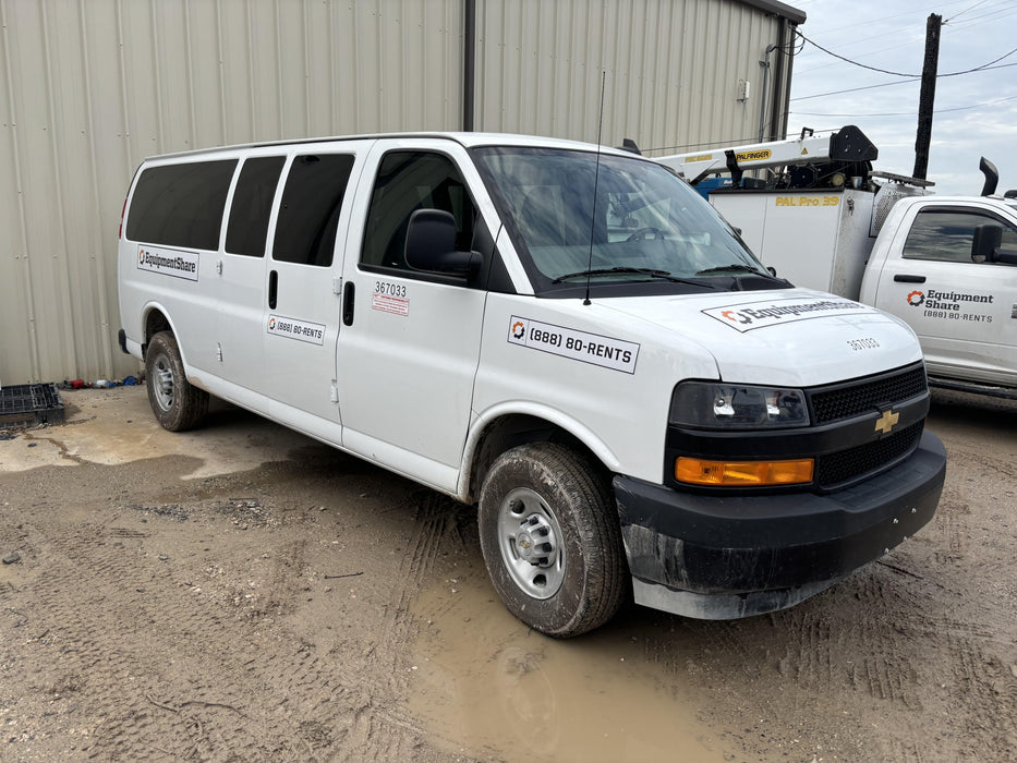 2023 CHEVROLET Express Van - Rental