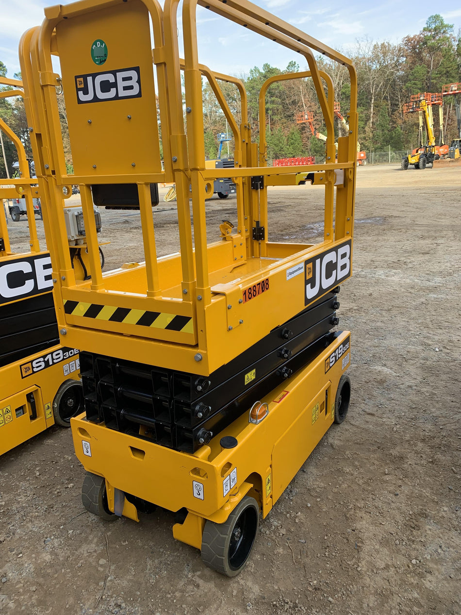 2021 JCB S1930E