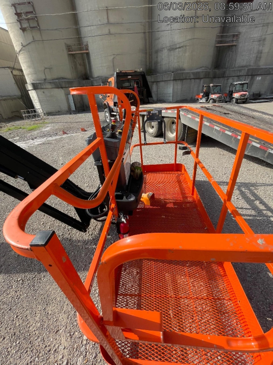 2025 JLG 600AJ