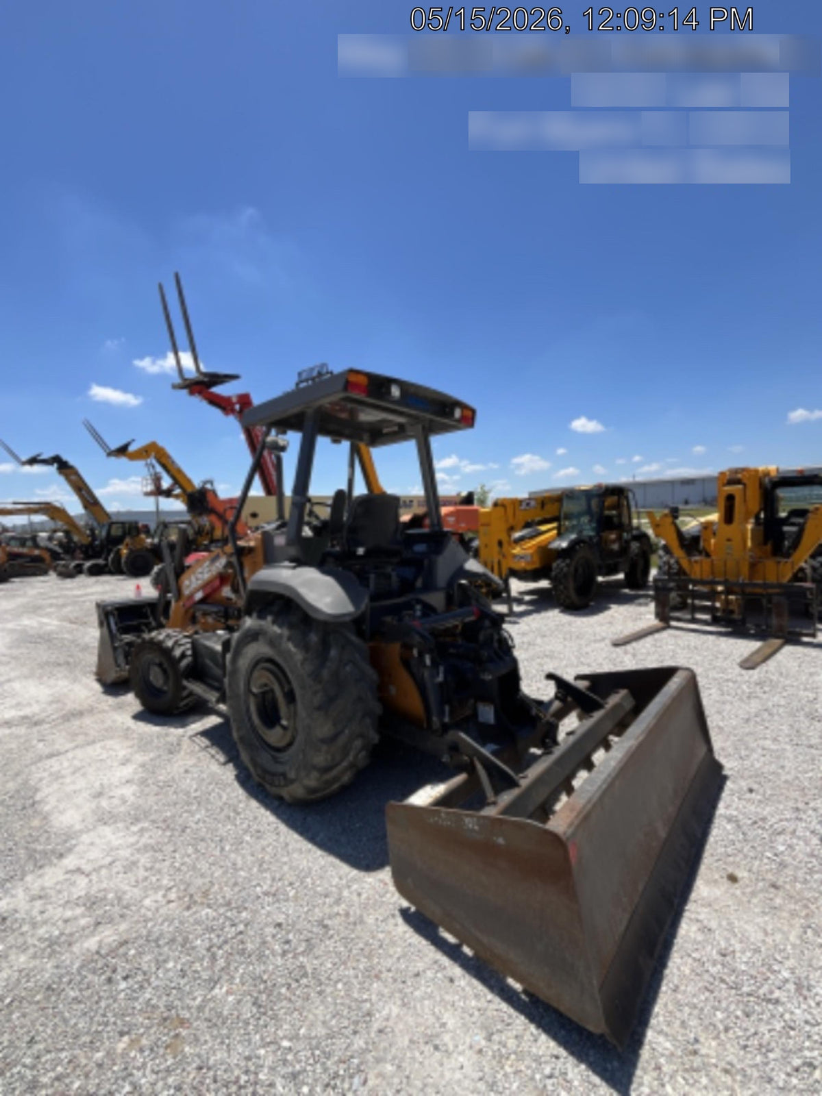 2022 CASE 570N EP