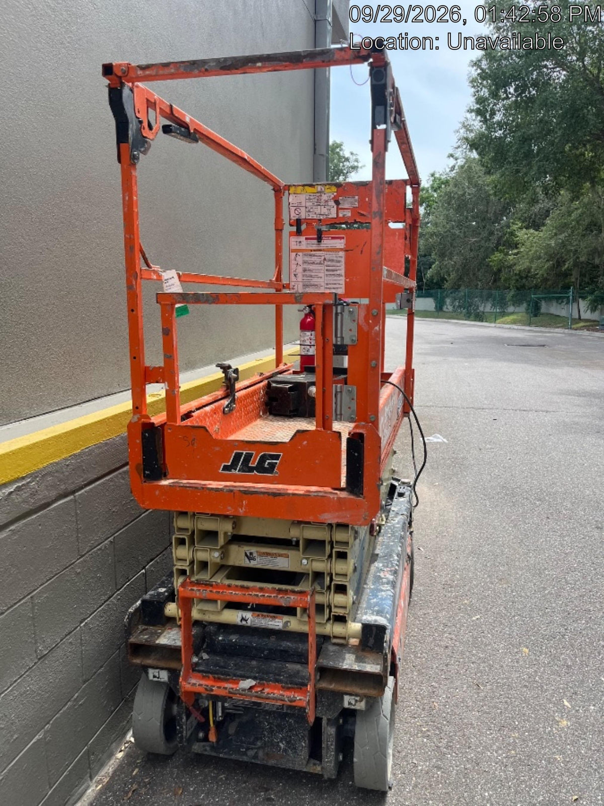 2023 JLG ES1932