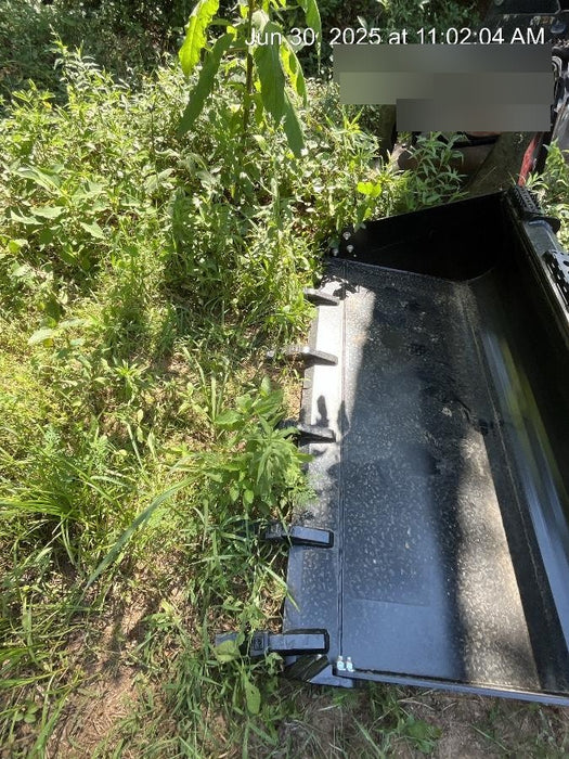 2025 EQUIPMENTSHARE 1006186 - 66" Tooth Bucket, CTL