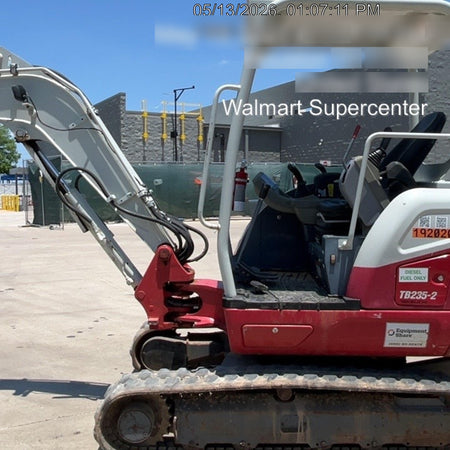 2021 TAKEUCHI TB235-2R