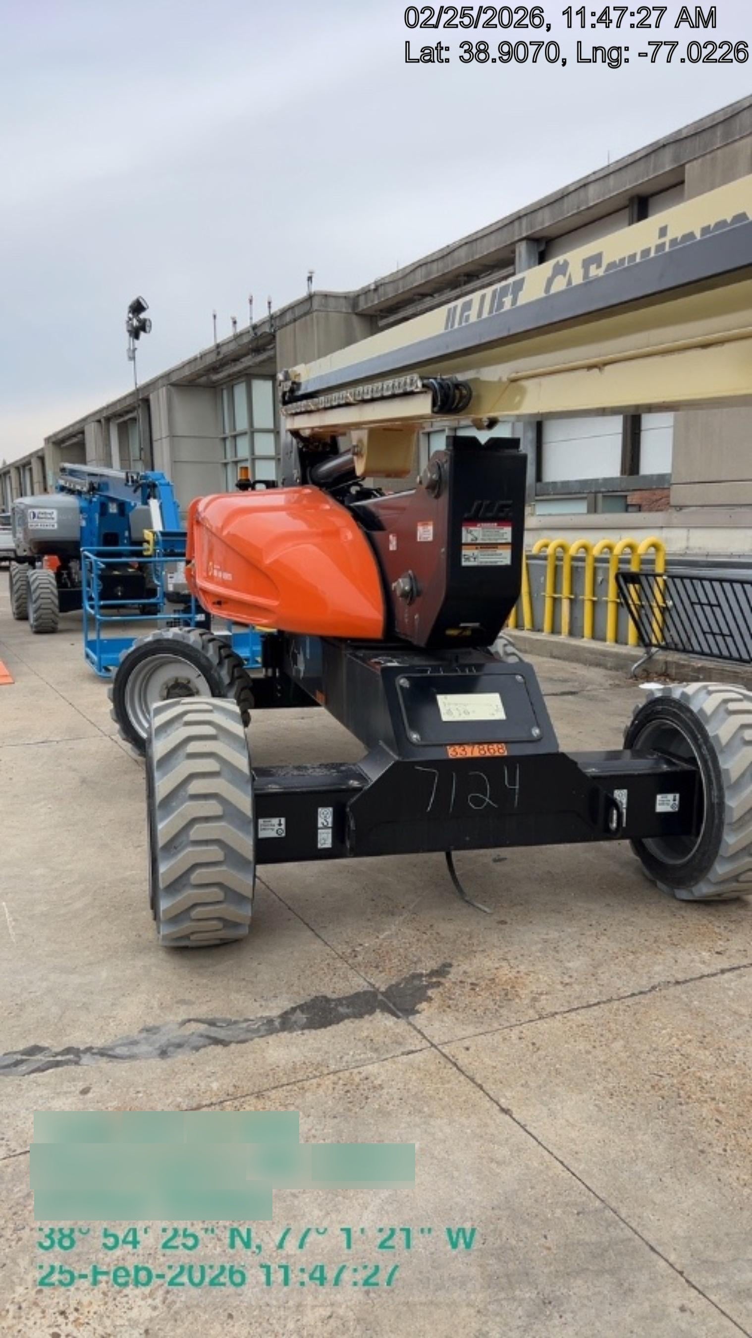 2023 JLG EC600SJ