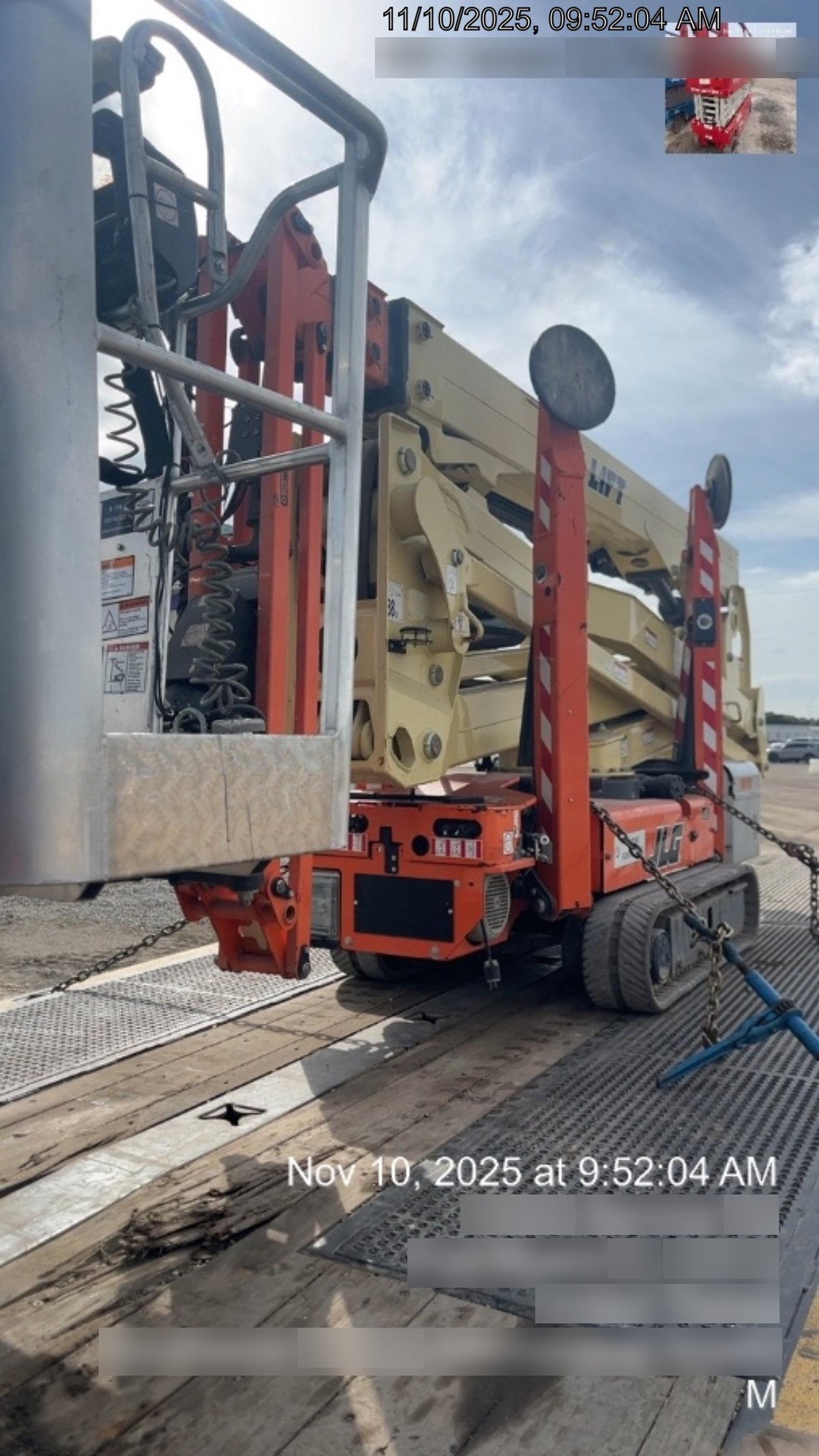 2021 JLG X600AJ
