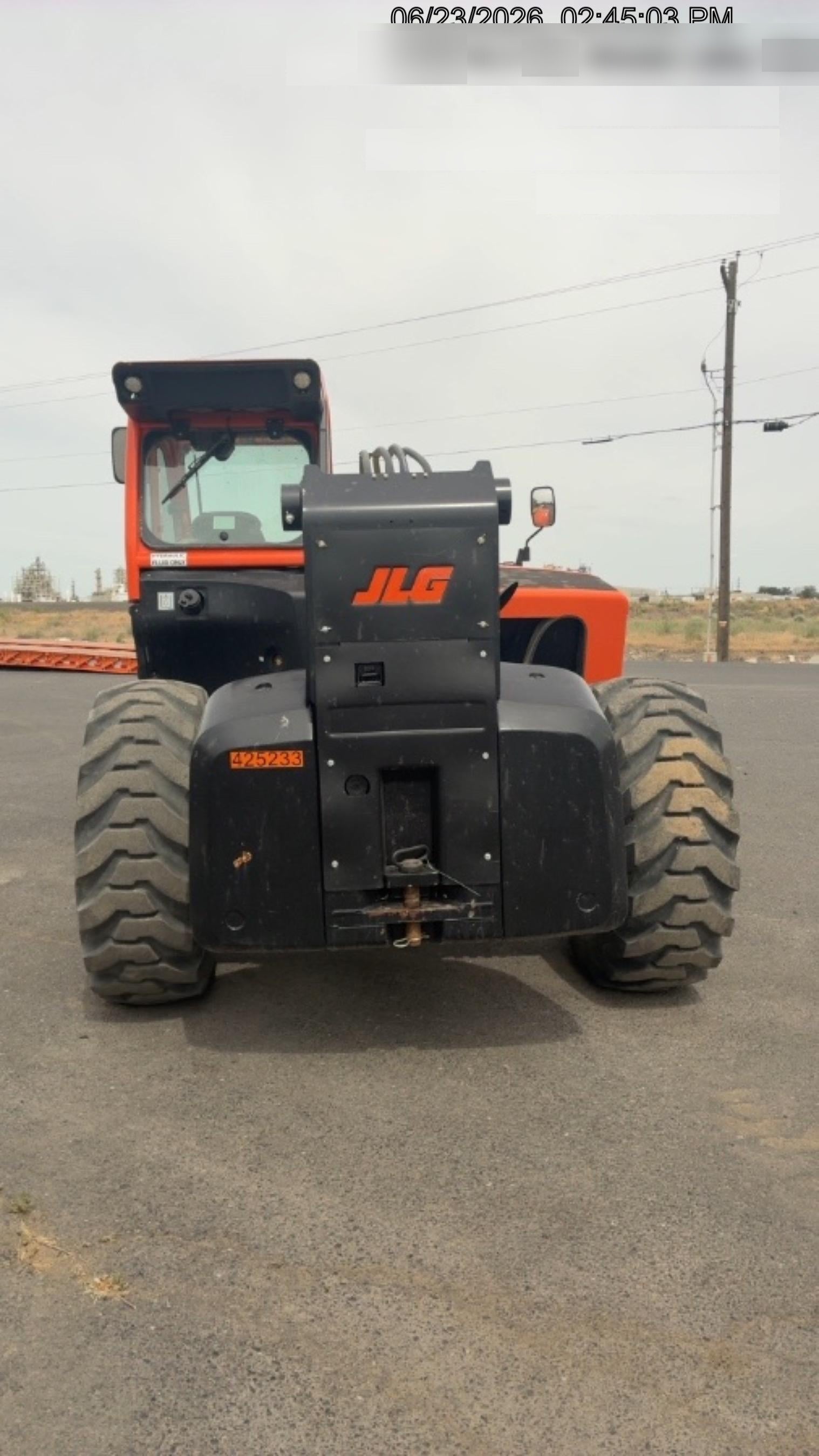 2024 JLG 1732