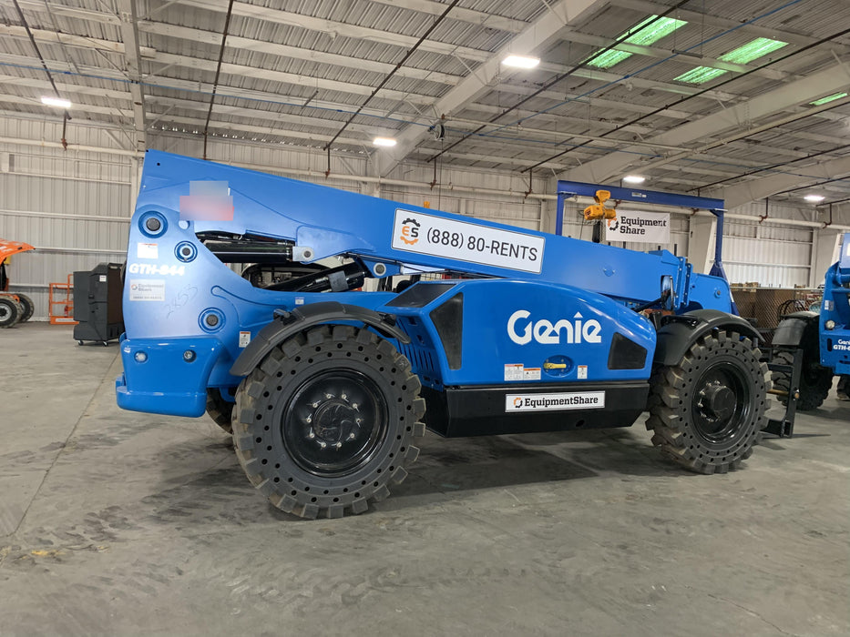 2019 GENIE GTH-844