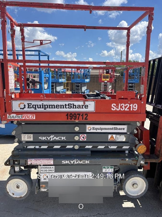2021 SKYJACK SJ3219