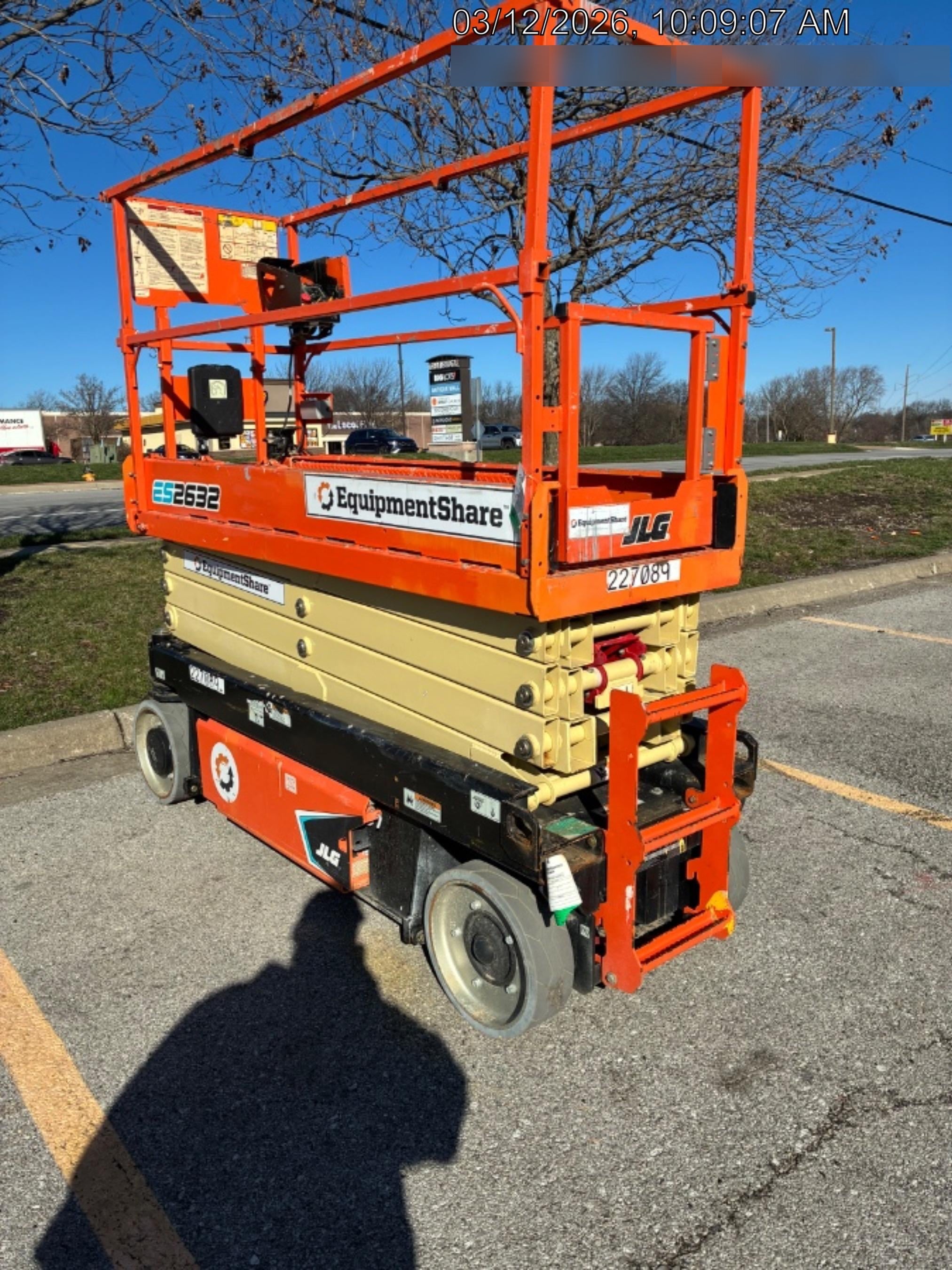 2022 JLG ES2632