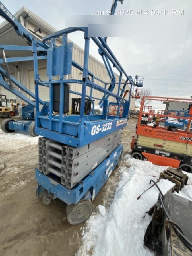 2019 Genie GS-3232 Standard Options