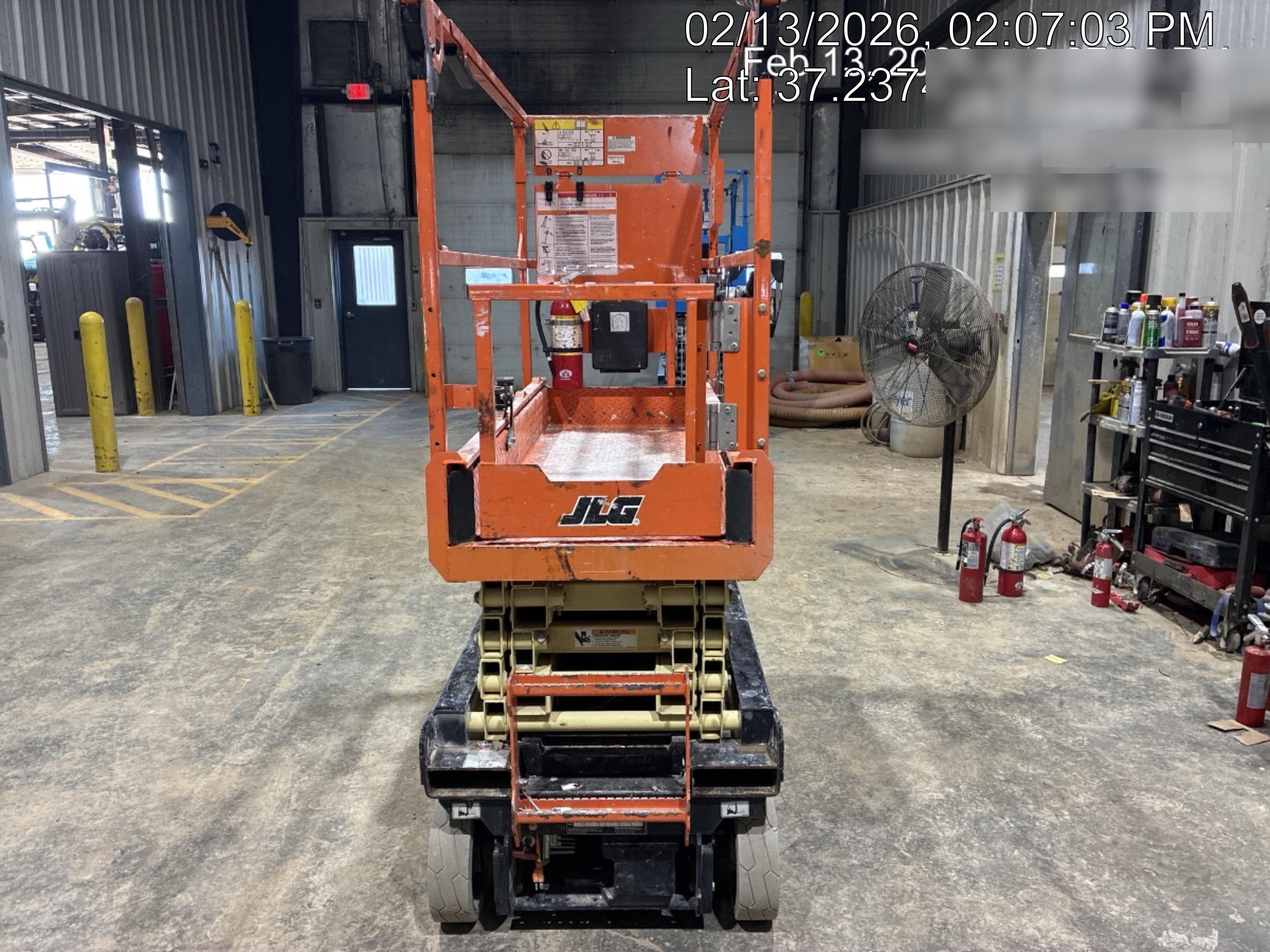 2022 JLG ES1932