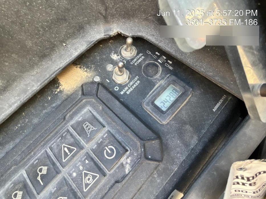 2024 Generac MLT2 Diesel, Flex Switch 120V Input, Powerzone Controller, 
(4) 320W LED Lights, 4kW Generator, 39.9 Gal Fuel Tank, 2" Ball, T3