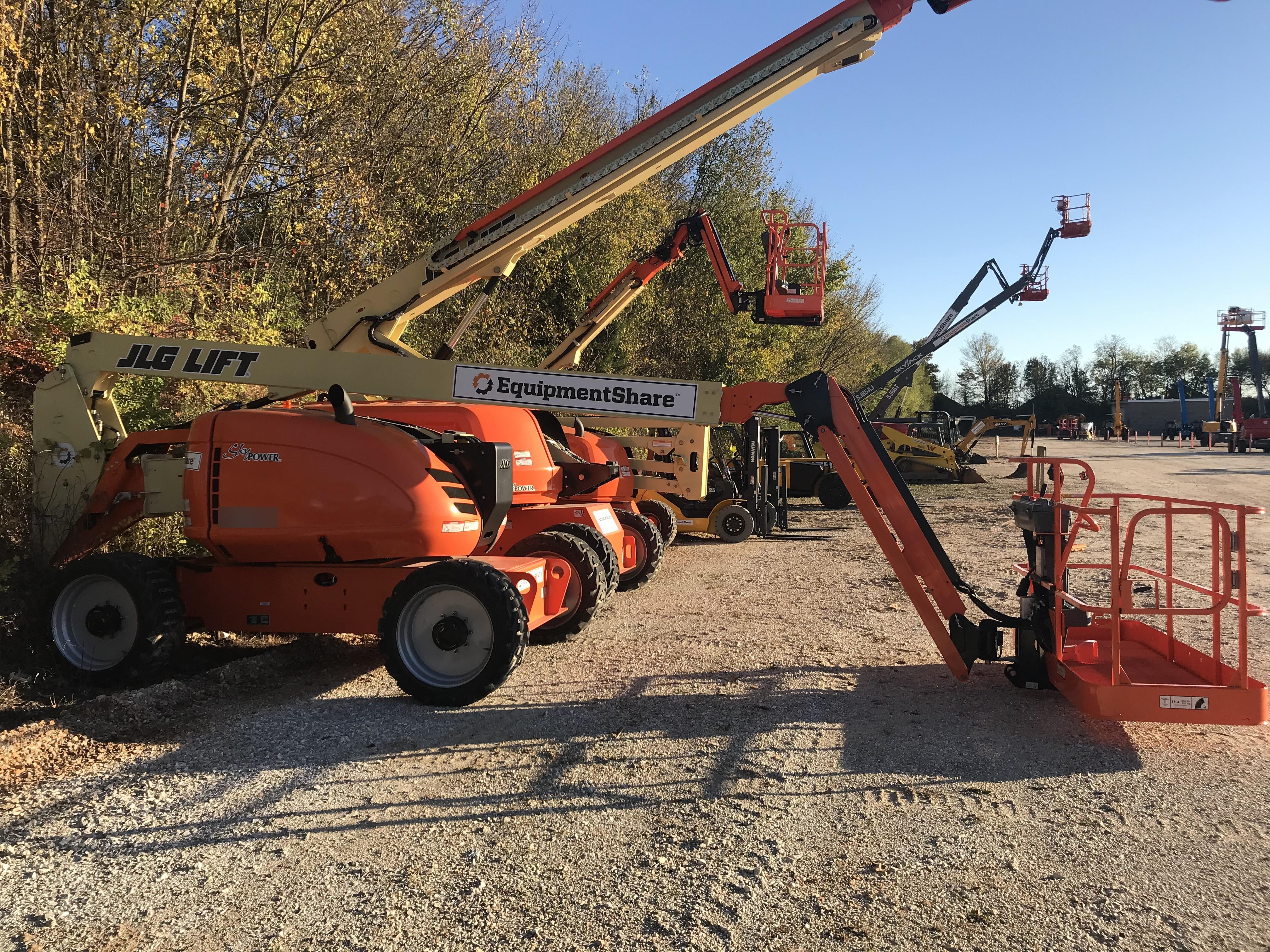 2021 JLG 600AJ
