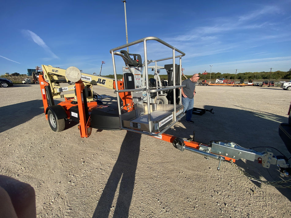 2022 JLG T350