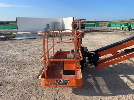 2021 JLG 660SJ