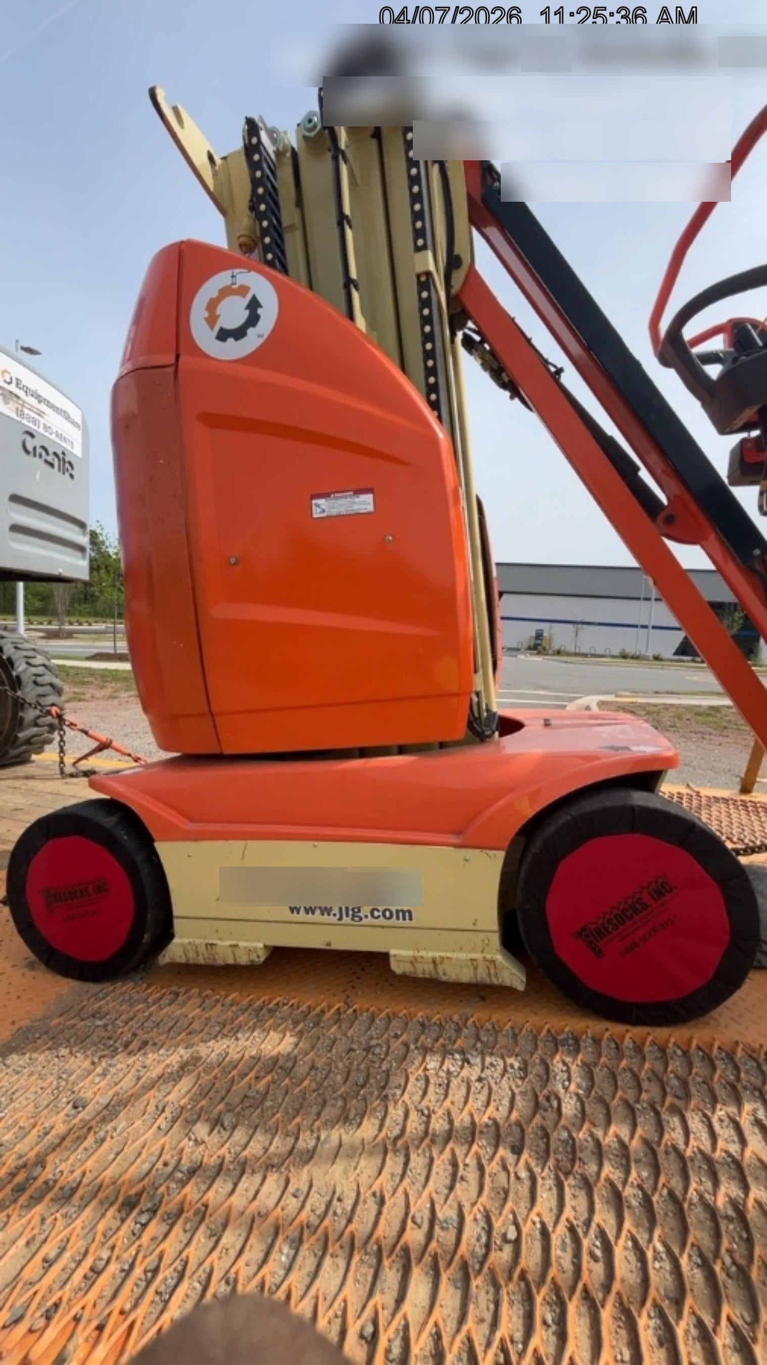 2022 JLG 26E