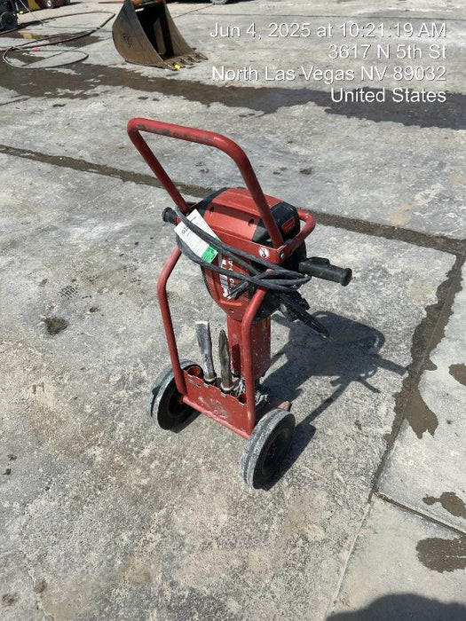 2020 HILTI TE 3000-AVR