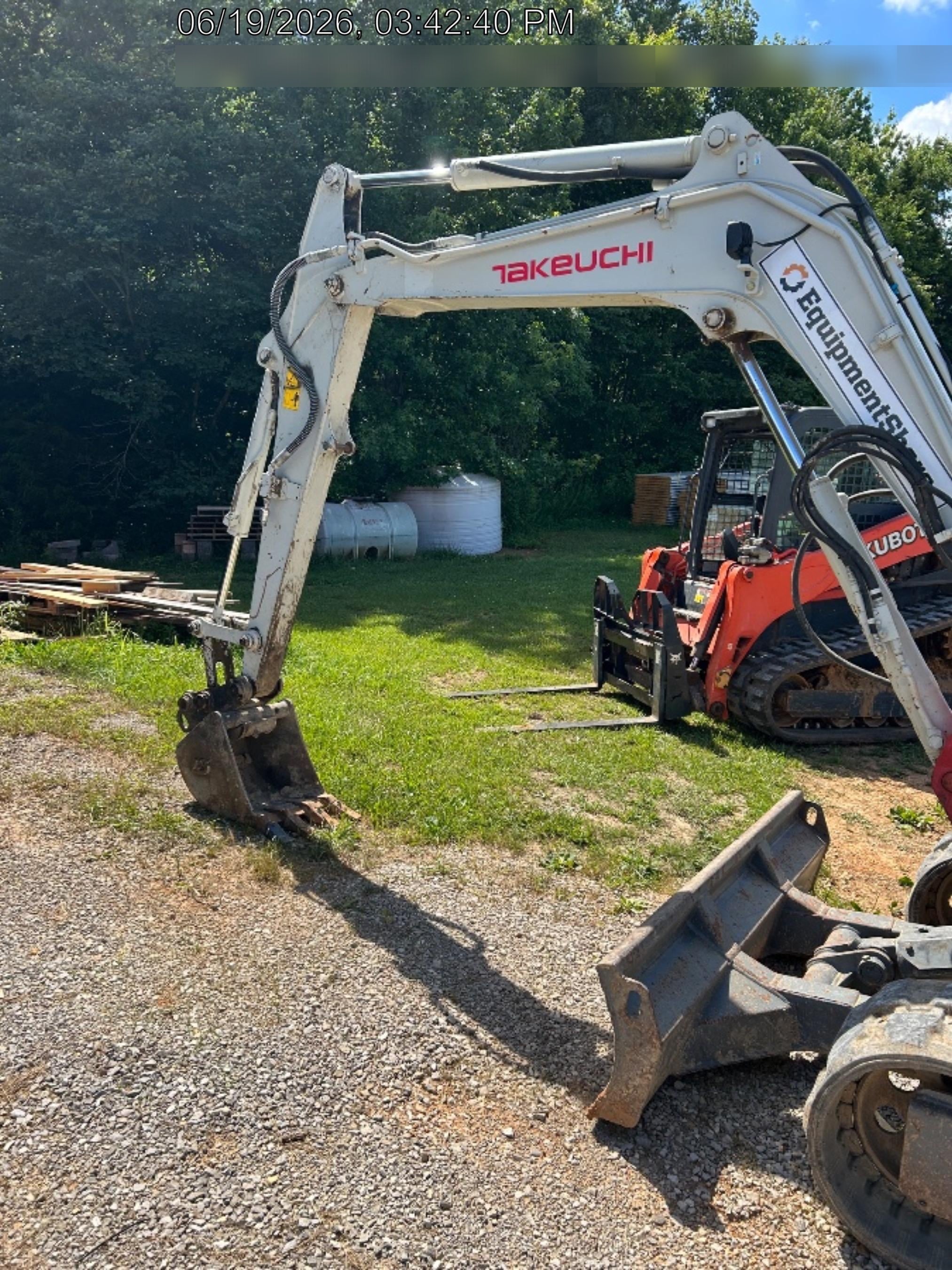 2020 TAKEUCHI TB250-2C
