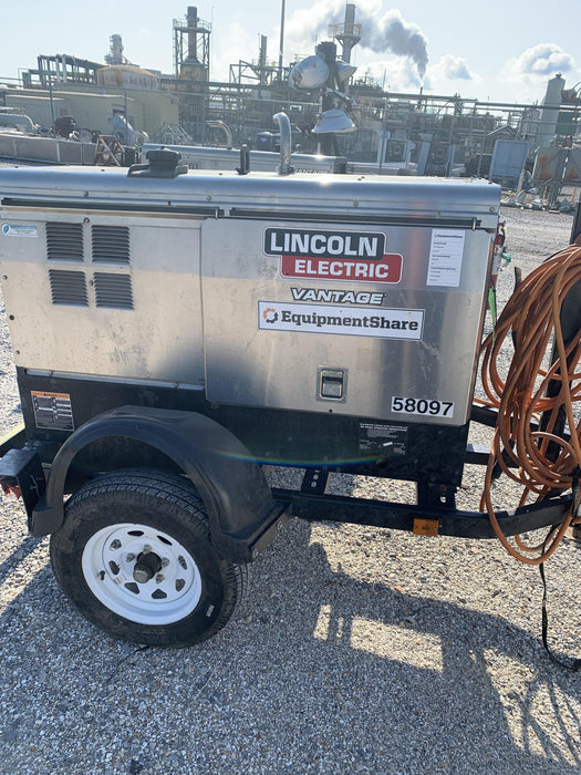 2019 Lincoln Electric Vantage 322 Welder Ready-Pak 3, Two wheel trailer, Fender and Light kit, Cable Rack