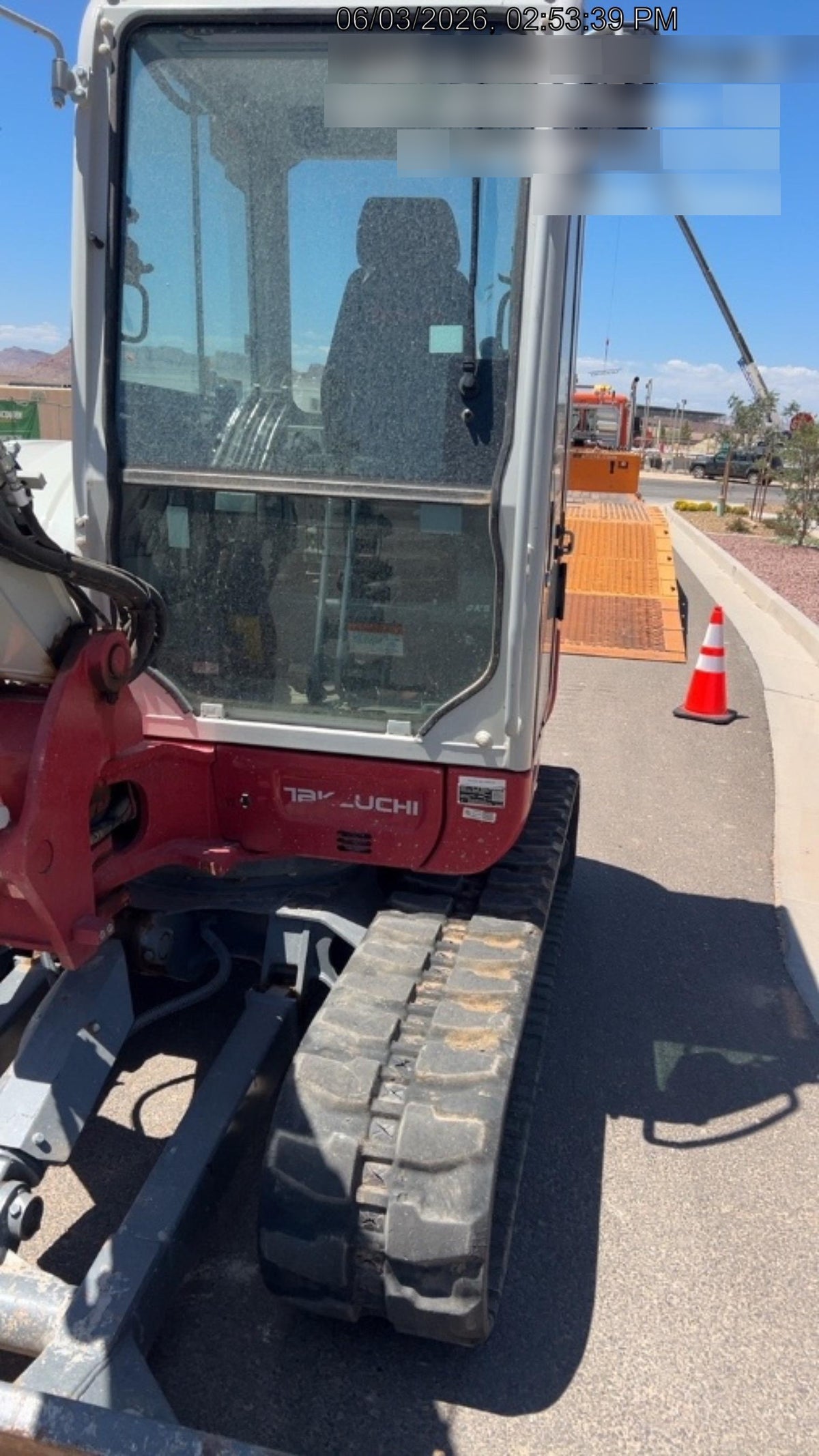 2024 TAKEUCHI TB250-2CR