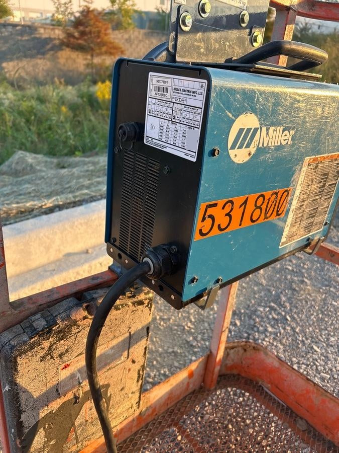 2025 MILLER ELECTRIC CST-282