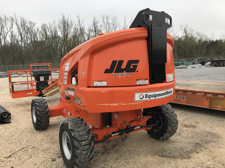 2019 JLG 400S