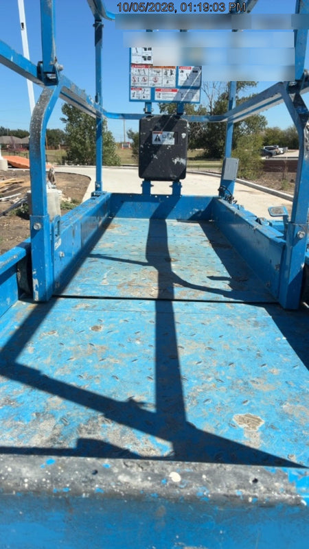 2023 GENIE GS-3232
