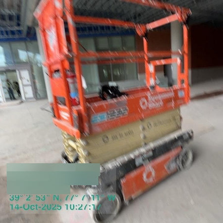 2022 JLG ES1932